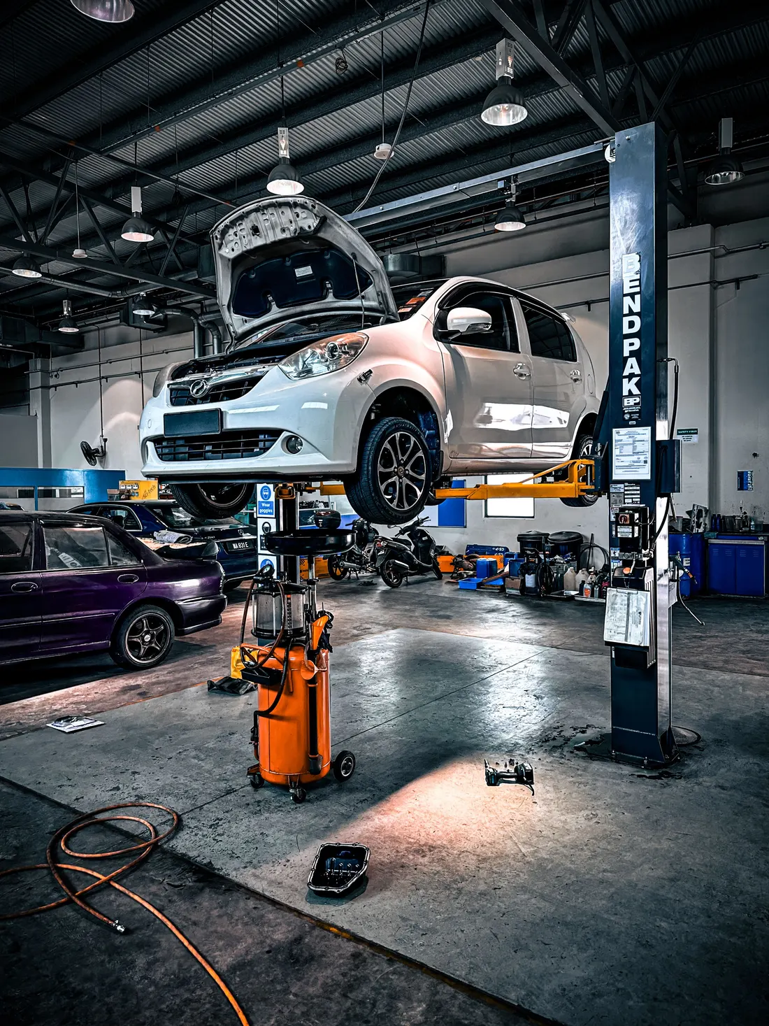 Oakview Auto Care towing & recovery